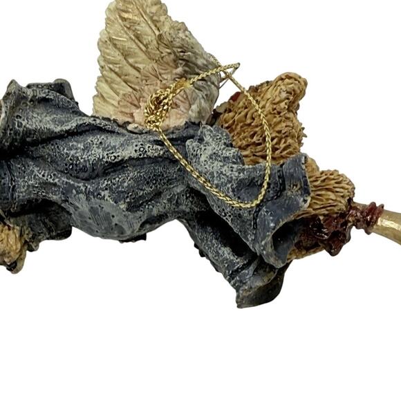 Vintage Boyd’s Bear Angel Flying Ornament Blue Dress Christmas Ceramic - Picture 4 of 5